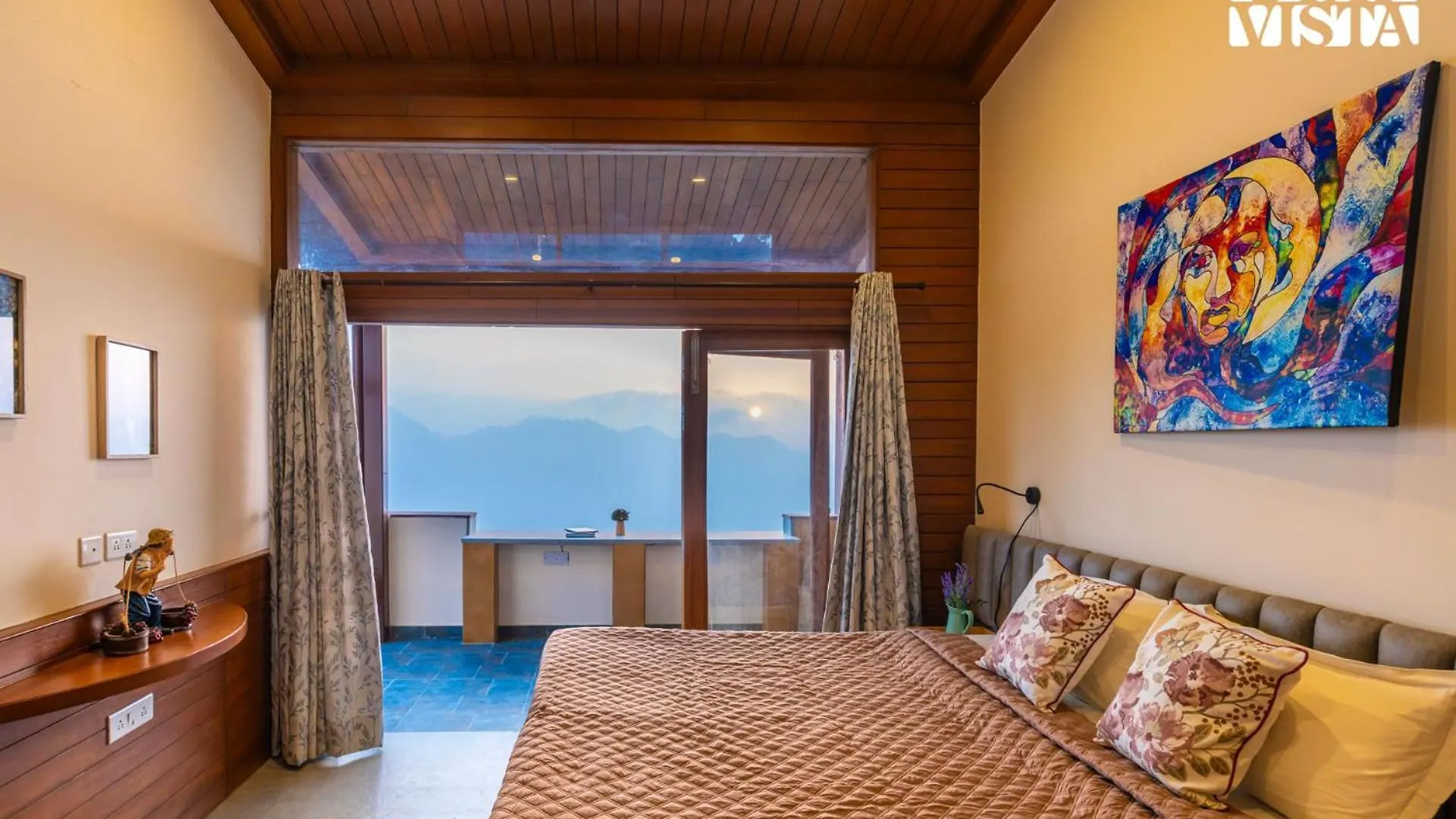 Stayvista At Elm - Elysium Estate With Complimentary Hi-Tea, Hill View, Lawn Shimla
